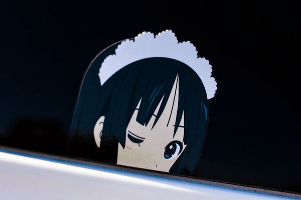 Maid Mio Peeker